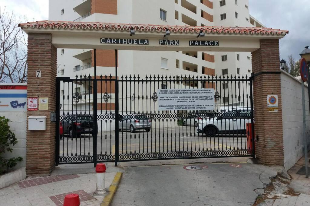Carihuela Park Palace Studio Torremolinos Exterior photo
