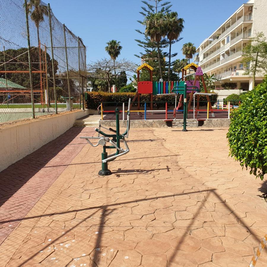 Carihuela Park Palace Studio Torremolinos Exterior photo