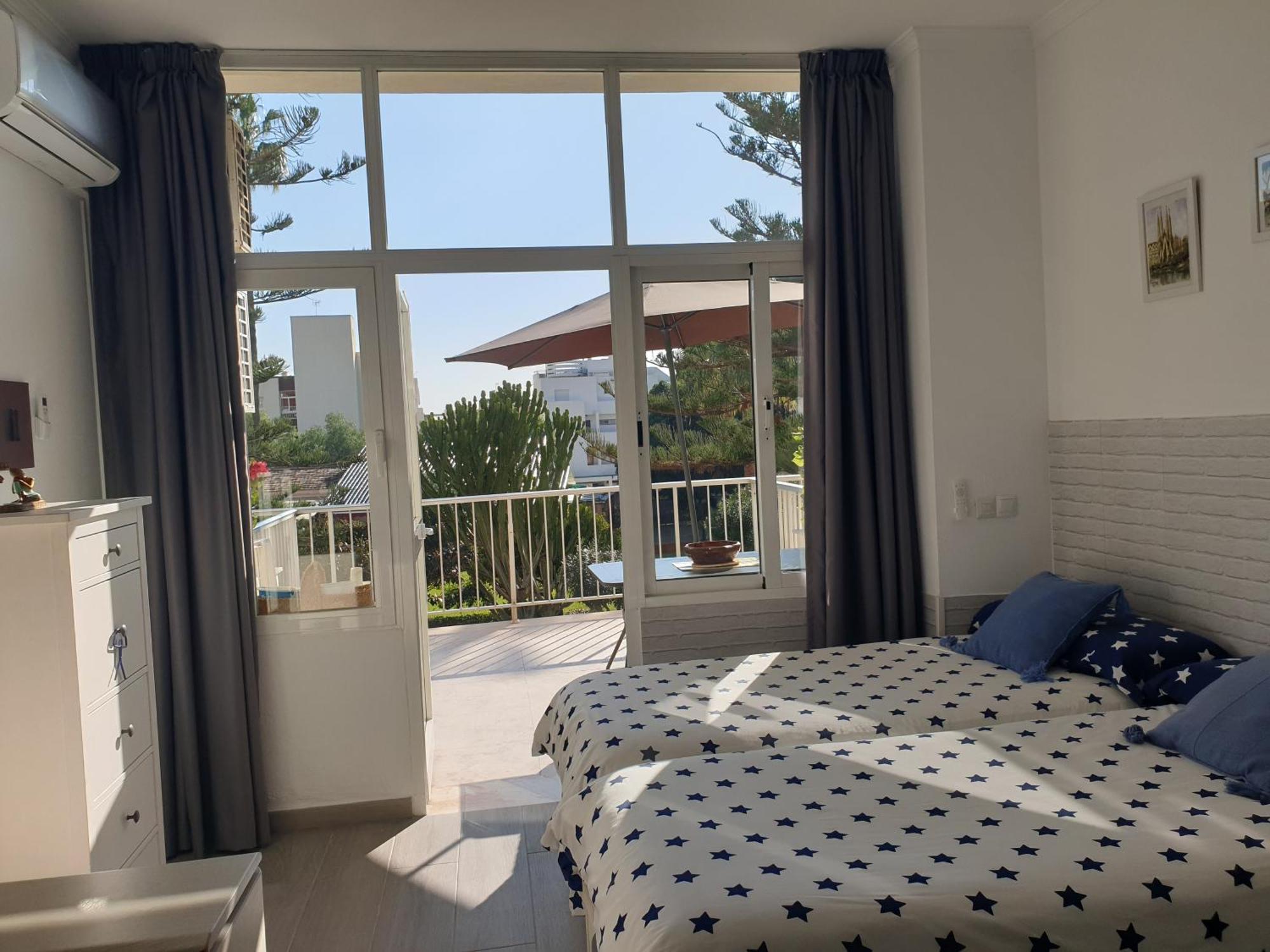 Carihuela Park Palace Studio Torremolinos Exterior photo